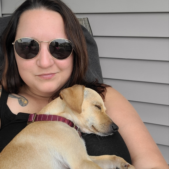 Meet your Posher, Alissa - Picture 5 of 5